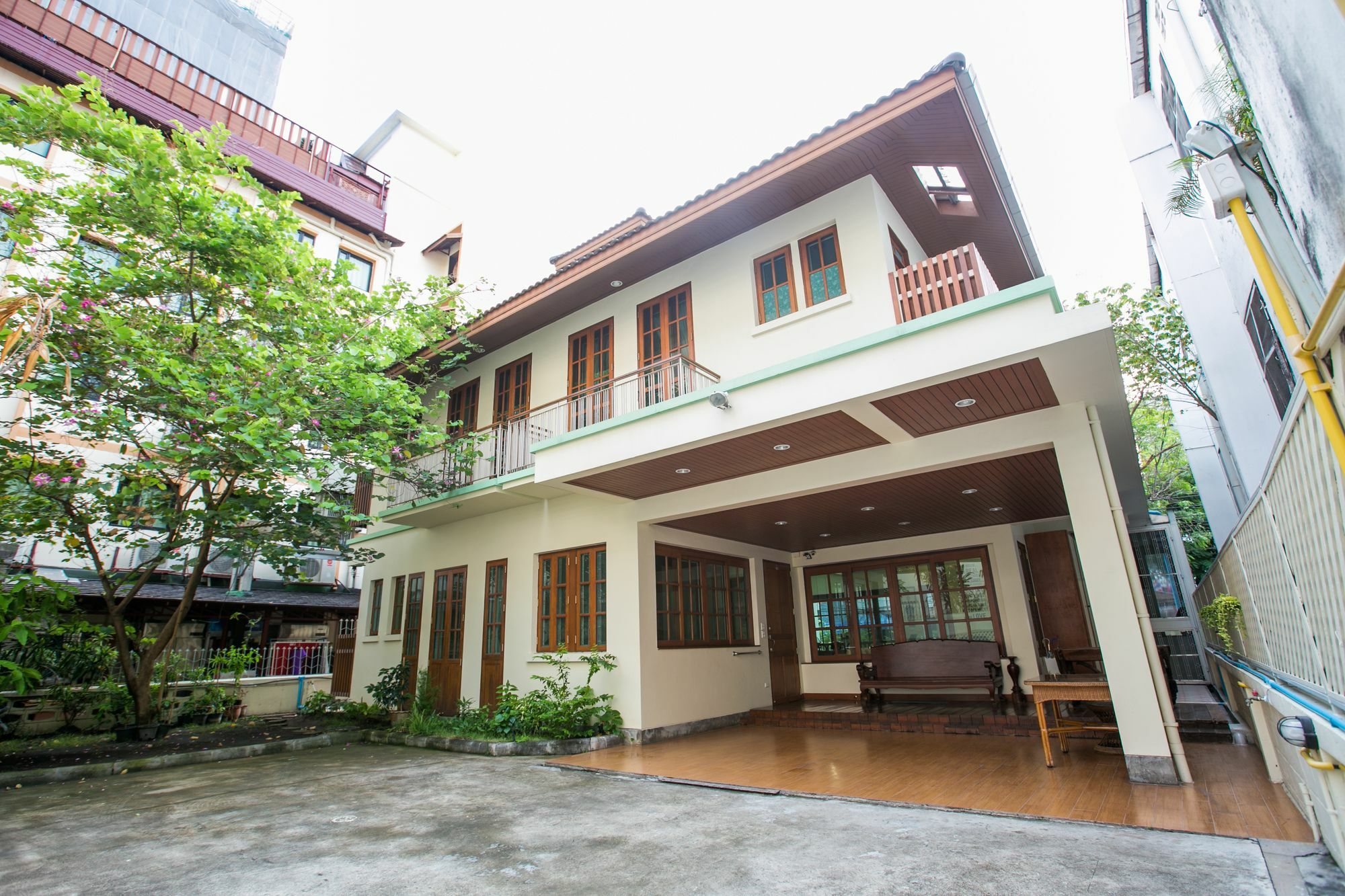 Chan Guest Villa Bangkok Zewnętrze zdjęcie